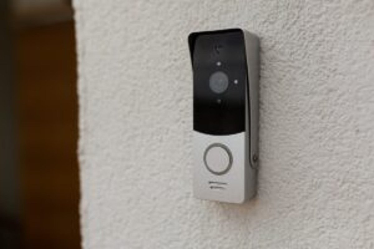 SilverEagleKey's tweet photo. The home door lock is experiencing a change in technology. There are several different video doorbells and smart locks on the market that are not only simple to install, but also provide unrivaled security and protection.

https://t.co/aQ0zfjF3ej https://t.co/lD84VjnBvO