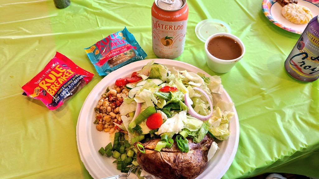 Jessie Comba (she/her) tweet media