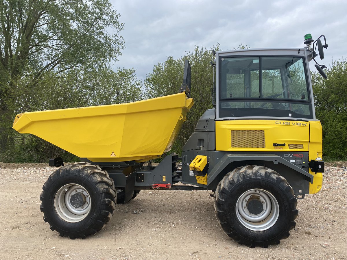 Bigmackish's tweet photo. A really nice and tidy Wacker Neuson DV90 has now become available.  Dual view 9ton swivel with camera, 2020 with 1854hrs. https://t.co/I4foKOGq6O