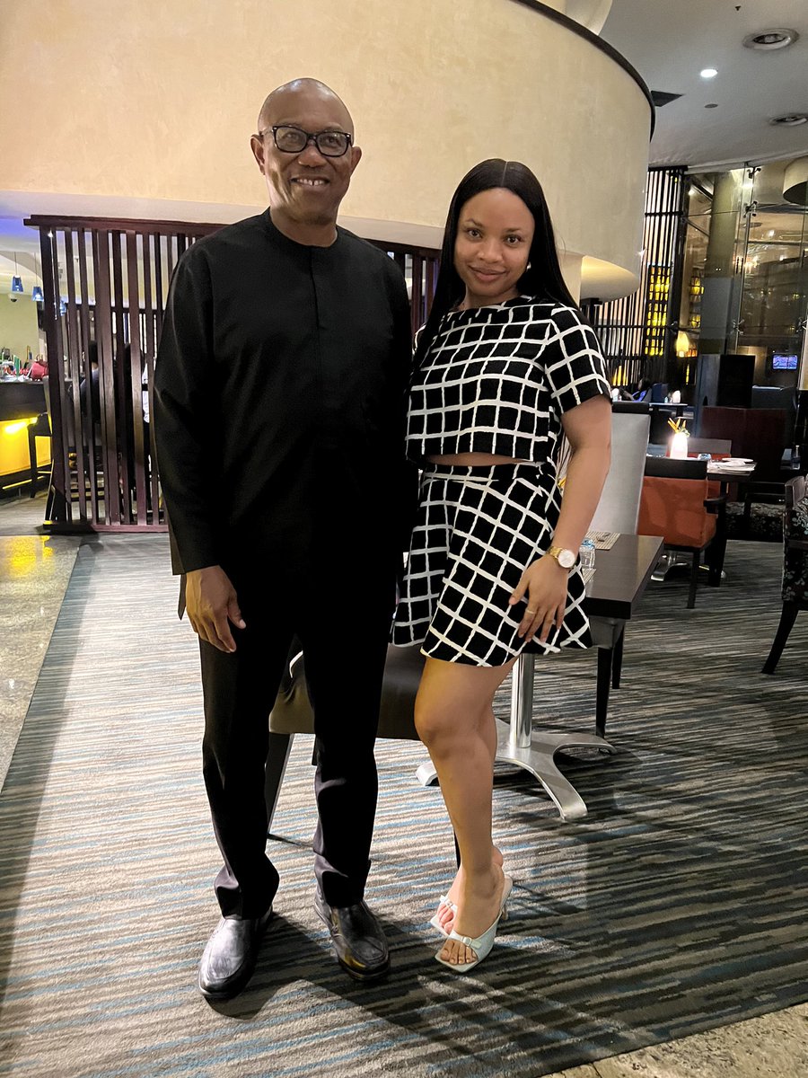 GOGGINSxx's tweet photo. Look who I meet at dinner! The future President of Nigeria, Amen 🙏🏻 https://t.co/RKBpFsxZ70