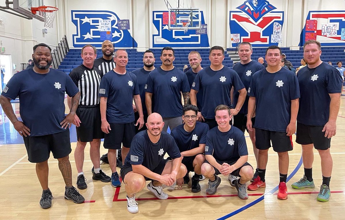 ModestoPolice's tweet photo. This morning was the 4th annual MPD vs Beyer High School basketball game. Beyer took the win! Looking forward to the next one! We may need to recruit a few of these players for our team. πππ
#BeyerVsMPD #BasketballGame #ModestoPD #TeamMPD https://t.co/38Z4I1FYLz