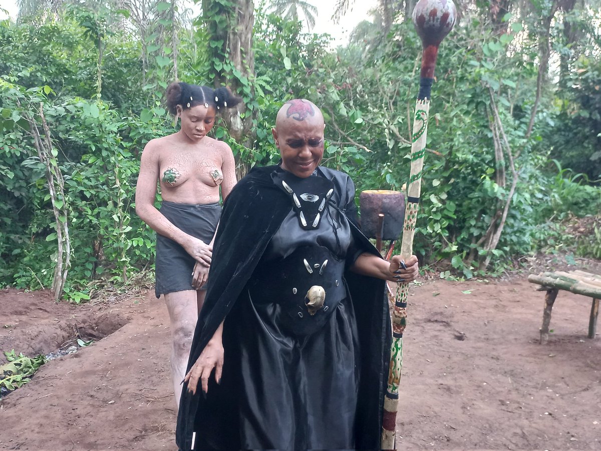 shangeorge12's tweet photo. A very powerful movie DAUGHTERS OF WAR. Starring... Alex Usifo, Patience Ozokwor, Shan George, #Stillfilming #umuahia #shangeorge https://t.co/gQqmPH5jpM