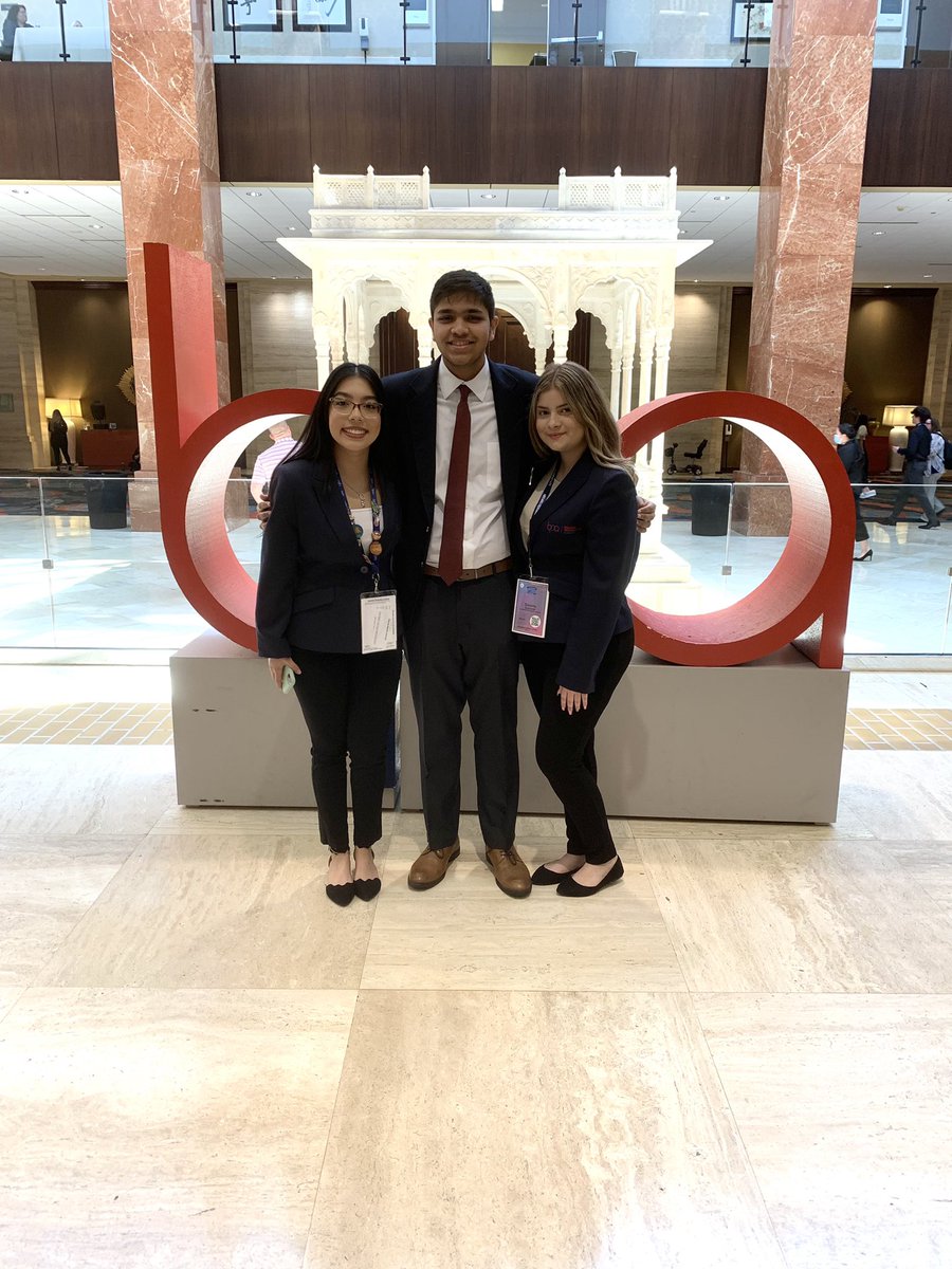 bpa_sam's tweet photo. BPA Competition Ready!! @SamRayburn_HS @PISDCareerTech @socorrogutiexez @isaaa_z @Devm2022 https://t.co/loteKsLwhb