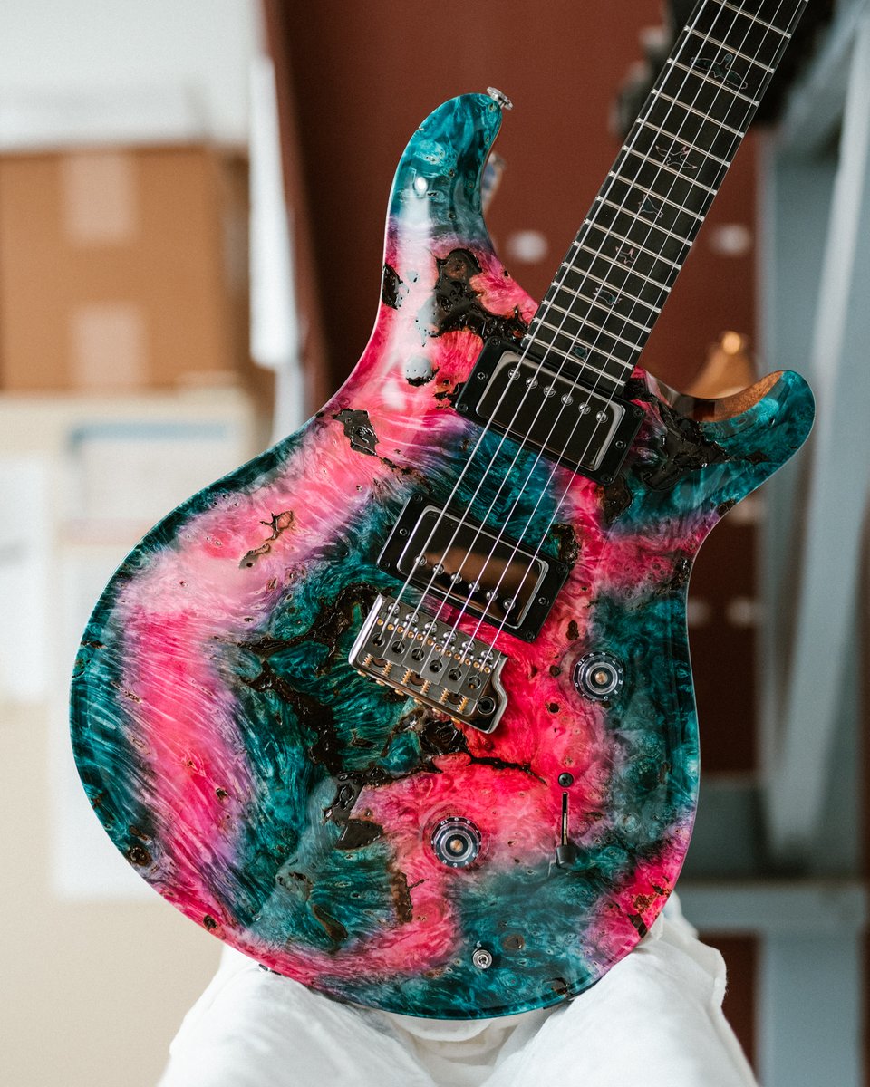 PRS Guitars tweet media