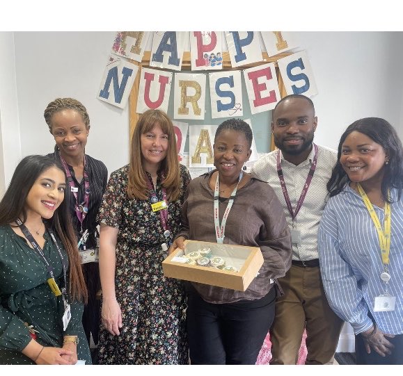 Lucy Phiri (@lucyp2020) on Twitter photo Tyson west 1 team with chief nurse @ Vanessa celebrating nurses and enjoying a cup cake. <a href="/MaudsleyDoN/">Vanessa Smith RMN 💙</a> <a href="/BryonyNHS/">Bryony Robertson</a> <a href="/Elita59405760/">Elita</a> Tyson west 1 team with chief nurse @ Vanessa celebrating nurses and enjoying a cup cake. <a href="/MaudsleyDoN/">Vanessa Smith RMN 💙</a> <a href="/BryonyNHS/">Bryony Robertson</a> <a href="/Elita59405760/">Elita</a>
