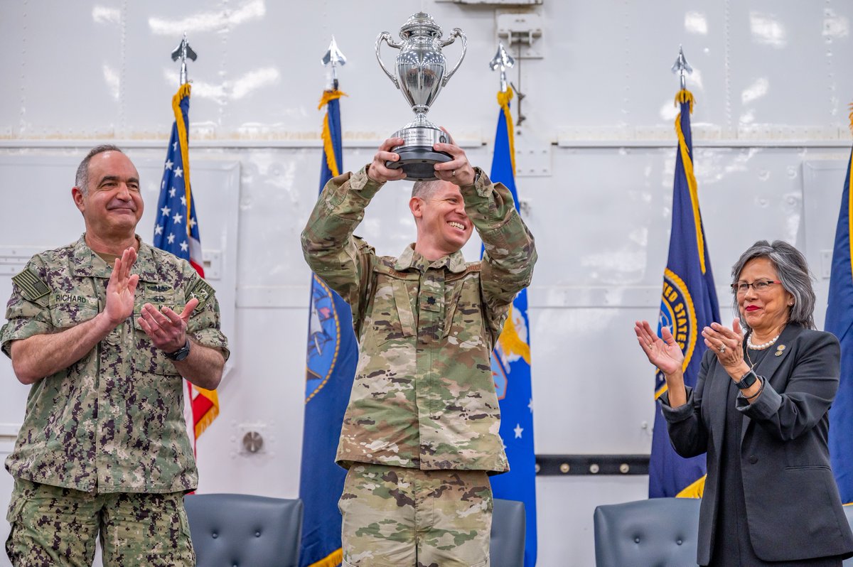 malmstromafb's tweet photo. Congratulations to the 12th Missile Squadron on their well-deserved win of the 2021 Omaha Trophy!

Thanks to @US_Stratcom  for coming to personally deliver the prize 🏆🏆 https://t.co/unQcuZu9N4