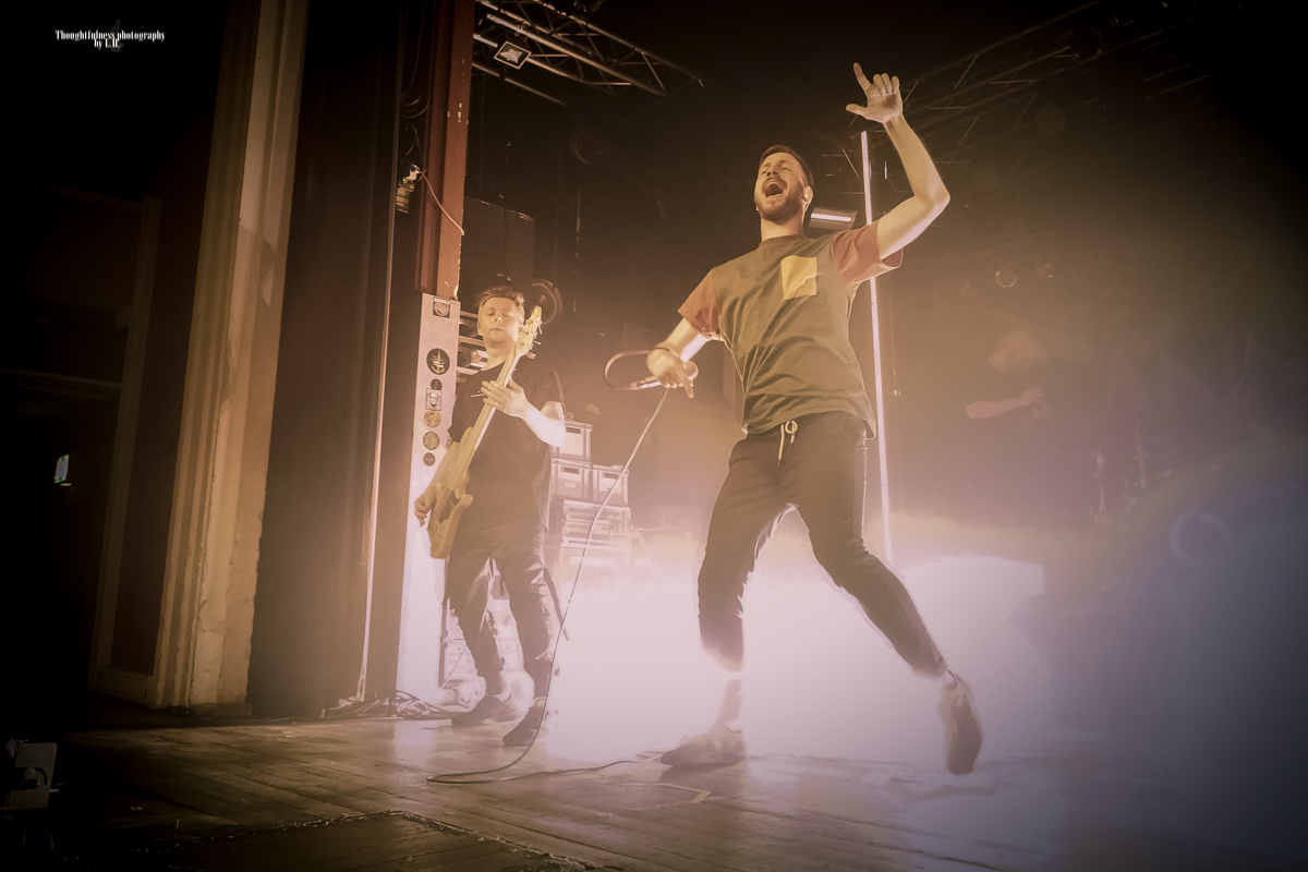 radioactive_mag's tweet photo. Annisokay, Future Palace und Setyøursails sind gerade gemeinsam auf "Aurora Tour" und machten gestern Halt in Jena. #ANNISOKAY #ArisingEmpire #FuturePalace #Setyoursails #Jena
https://t.co/SXvoc9a5uO https://t.co/JwZjEnMwSN