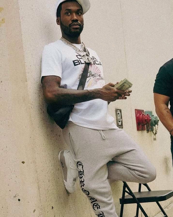 Happy birthday meek mill       