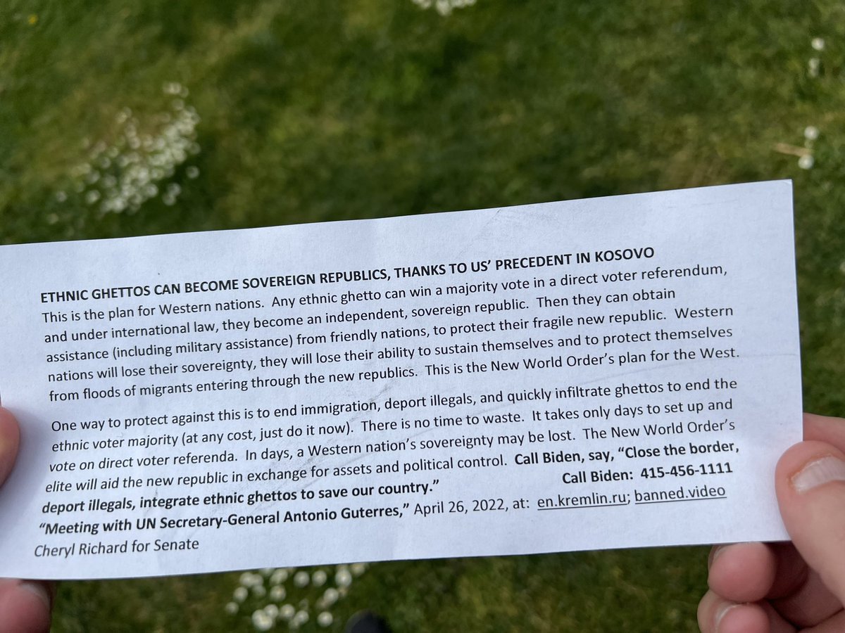 lifewithtimos's tweet photo. There is a piece of racist trash leaving these on cars in Alamo Square. I had strong words with her. #sf #alamosquare #racist #notinmyhouse #everyoneiswelcome #trashlady #fightignorance #bettertogether #fuckracists #silenceisviolence https://t.co/8SgXr5R3K0