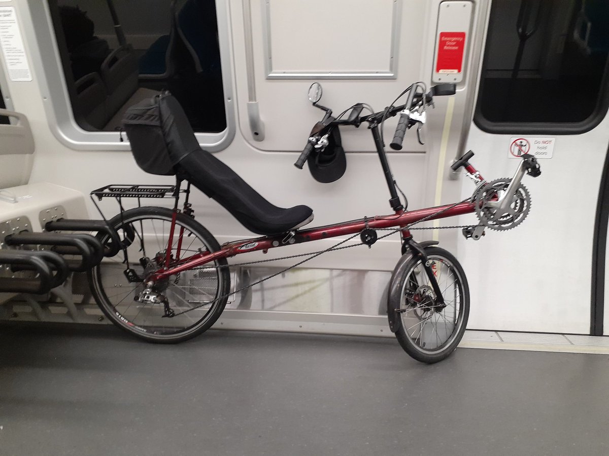cathasach4bikes's tweet image. My bike just got stolen from 41st and telegraph on Oakland..

Red recumbent with a carbon fiber seat and a rear rack. Mechanical Gardens sticker on the frame.