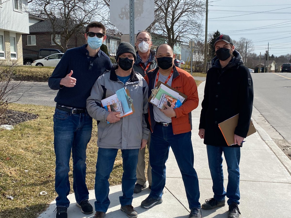 Join my amazing team of volunteers to help bring change for the better in #NewmarketAurora. Whether you have a couple of hours or a couple of weeks, your time will make a difference. 👇 Click on the link to sign up. nwa.ontariondp.ca/volunteer