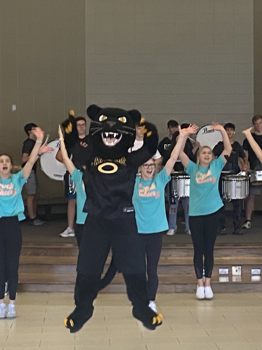 French Racers celebrating learning and getting pumped up to “Rock the STAAR” with <a href="/kobandofficial/">Klein Oak Band </a> and <a href="/oakcheer/">Klein Oak Cheer</a>! <a href="/FrenchKISD/">French Elementary</a>
