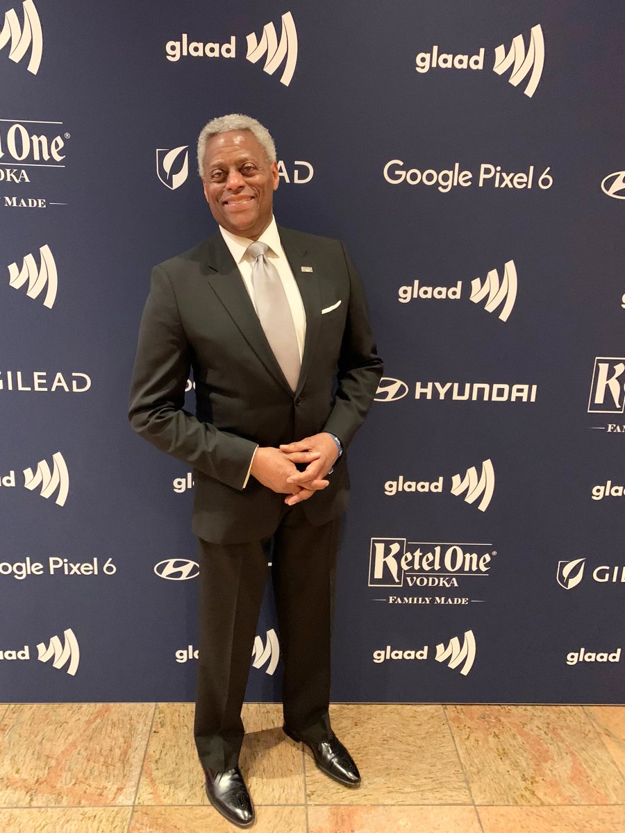 AIDSUnited's tweet photo. Our CEO Jesse Milan Jr. is in New York tonight for the #GLAADawards! We're so honored to have been a part of the award-nominated @TODAYshow story marking #40YearsOfHIV. https://t.co/1EPUNgh2zx