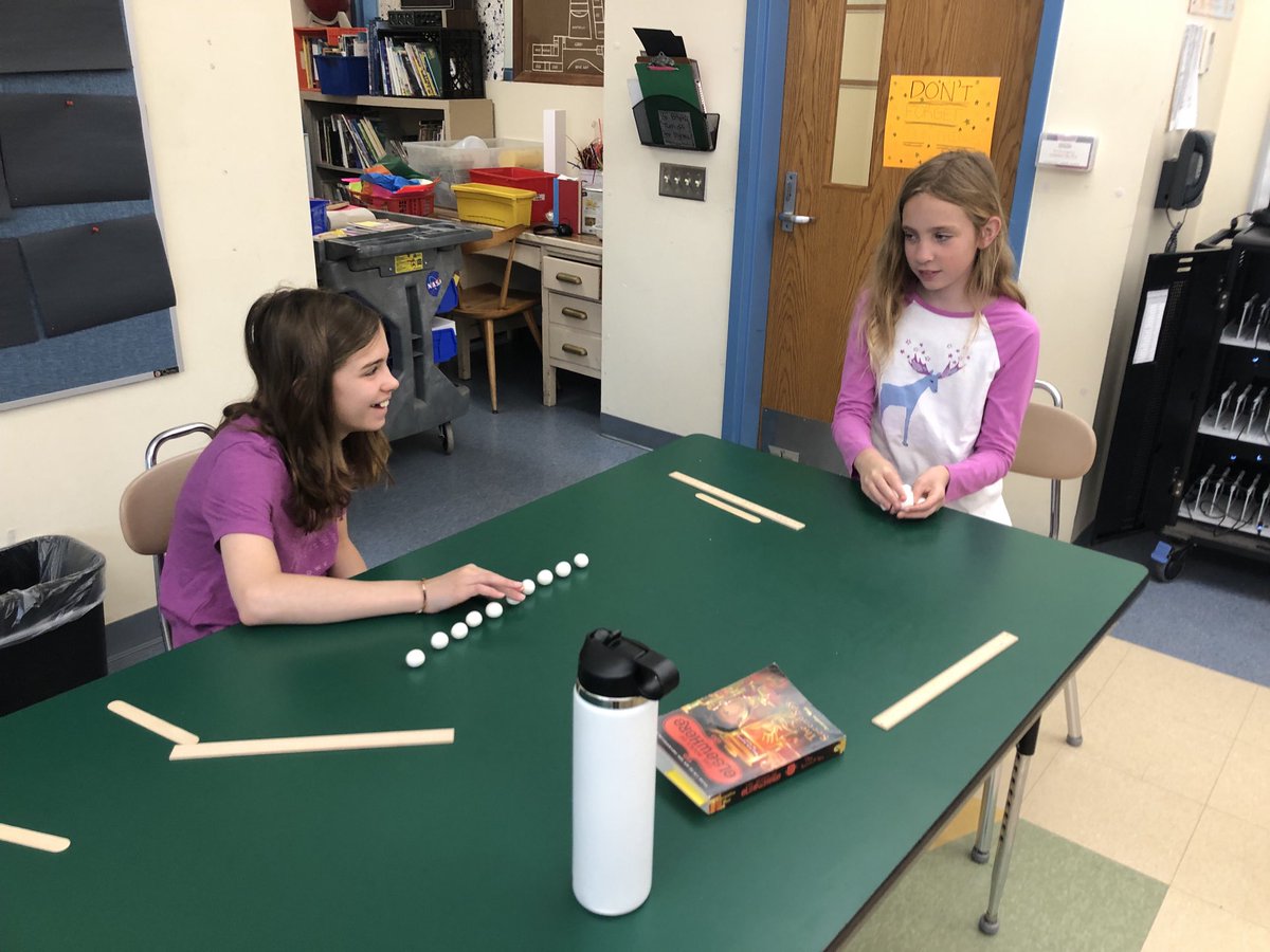 PV5thGrade's tweet photo. Exploring averages https://t.co/pydV0QhwNP