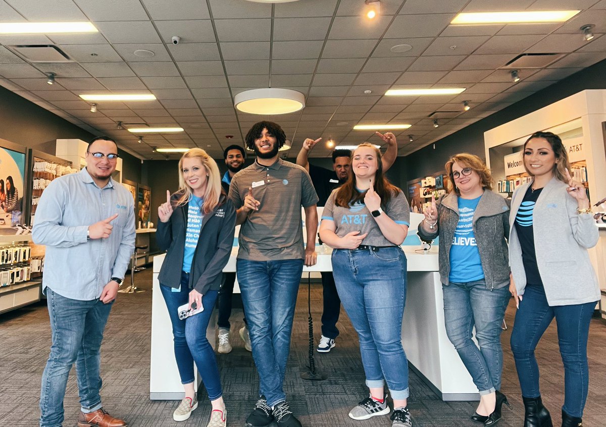 What a GREAT visit at Lancaster TWE this team here is ready to WIN  for the month of May. Everyone was able to share best practices and demo📺 to each other. We had our special guest <a href="/eddierios89/">Eddie Rios</a>  share best practices on CRU 🔥🔥<a href="/team_oselett/">Danielle Oselett</a> <a href="/yoder2/">James Yoder</a> <a href="/Julio_Arroyo27/">Julio Arroyo</a> <a href="/TamiTiller1/">Tami Tiller</a>