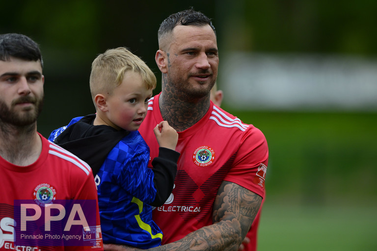 ppauk's tweet photo. Pictures of the day go to @KaiFish68226335 with his son.  This is what football is all about 🥰💖 Congratulations to @BidefordAFC who win Devon Bowl against @OfficialECFC in a penalty shoot out @devon_fa  #heroofthehour @NorthDevonLive_ @ExEchoSport 🏆🥂🥳🍾⚽️ https://t.co/fDtxEax0ml