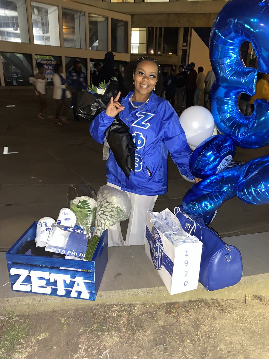 WhatItDo_BooBoo's tweet photo. Congrats to my sister on making it to Zetaland!! My baby sis is now my CLU3 💙‼️ A real Finer Woman!!!  #TreClub #MADEintheBay https://t.co/7GHAeY4EFl