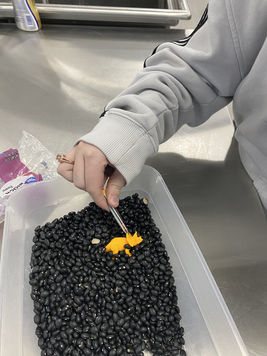 Mrs_Dirksen's tweet photo. ECE made sensory activities today #SEFCS https://t.co/dEANkTnlJd