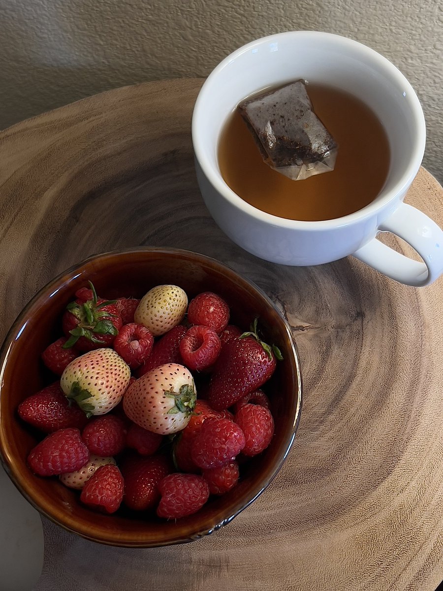 pretty fruit &amp; cranberry tea