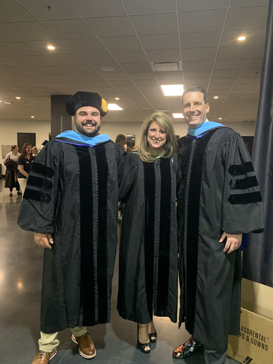 KevinJ_McNamara's tweet photo. So happy to graduate from @jwupvdschooledu! Could not be more grateful to @skite529 for her guidance and mentorship through this process. Congratulations to my friends @aeblairLearning @WJReilly_ Melissa Denton and @alexbelieves19. #thanksmom https://t.co/GvUm5ofxwW