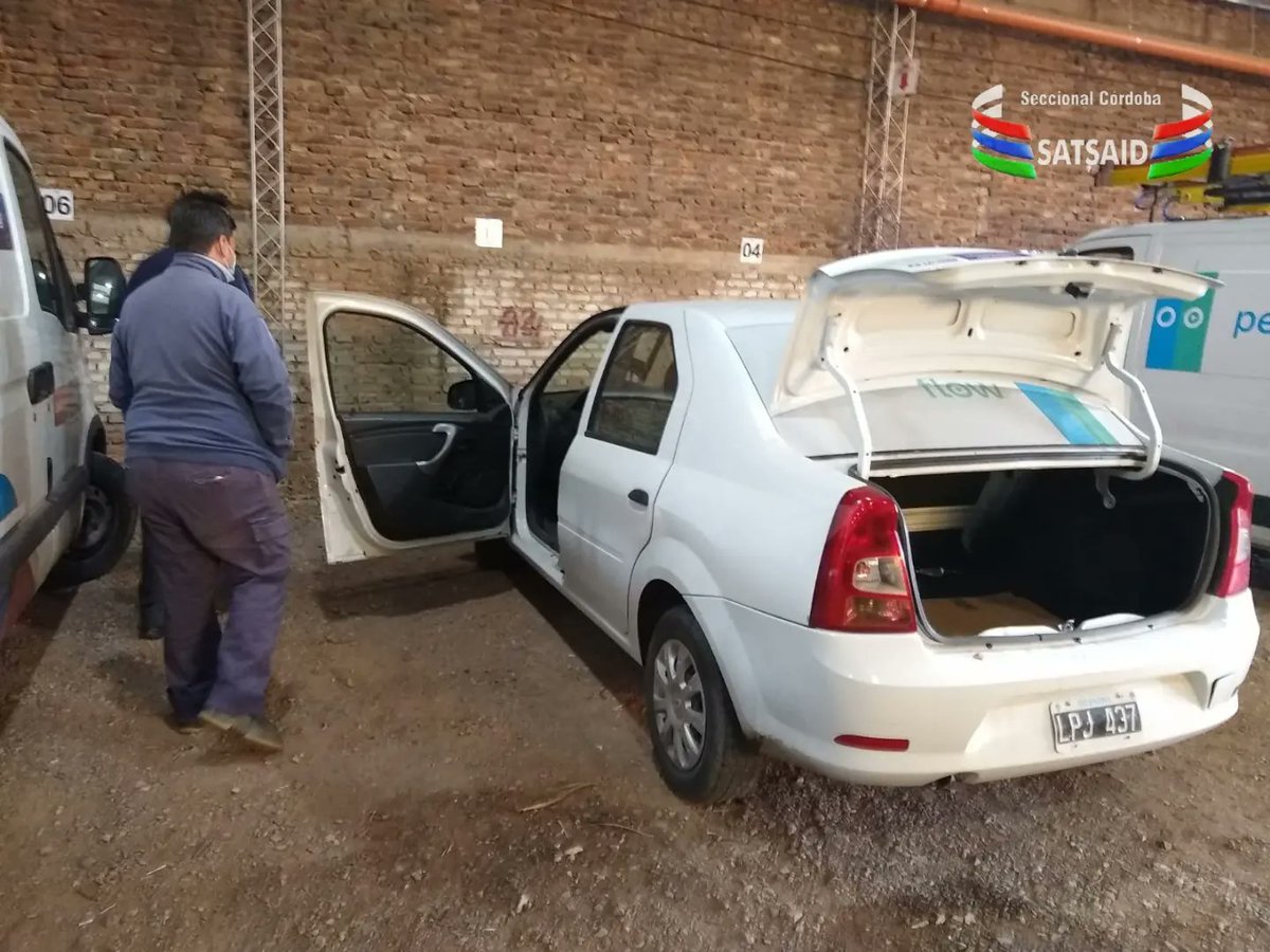 SATSAIDcordoba's tweet photo. #InspecciónDeSeguridad en la empresa @TelecomArgentina #BaseSur 
-
-
-
#SATSAIDCbaPresente
#SeguridadeHigiene #InspeccionesVehiculares
#SeguimosTrabajandoParaCuidaraNuestroCompañeros https://t.co/8i1QcU4FBM