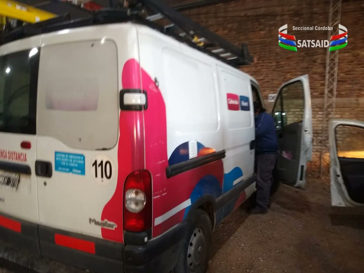 SATSAIDcordoba's tweet photo. #InspecciónDeSeguridad en la empresa @TelecomArgentina #BaseSur 
-
-
-
#SATSAIDCbaPresente
#SeguridadeHigiene #InspeccionesVehiculares
#SeguimosTrabajandoParaCuidaraNuestroCompañeros https://t.co/8i1QcU4FBM