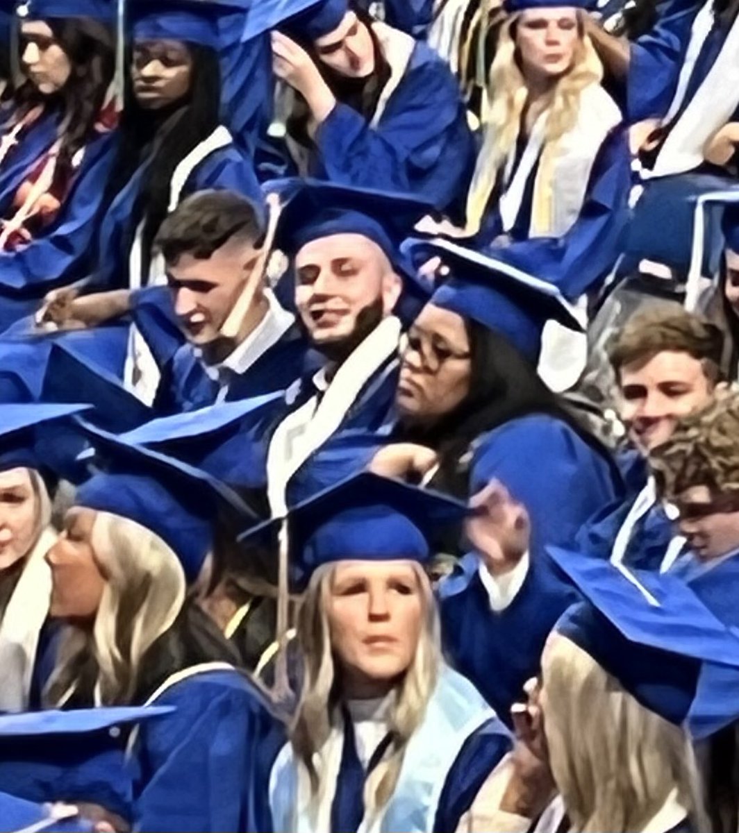 AllisonCombs2b's tweet photo. #UKGrad https://t.co/DHLl7TegNc