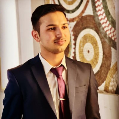 babar_samad's tweet photo. Smile, it confuses people. 😉#NewProfiePic https://t.co/Yg5w2fiDSb