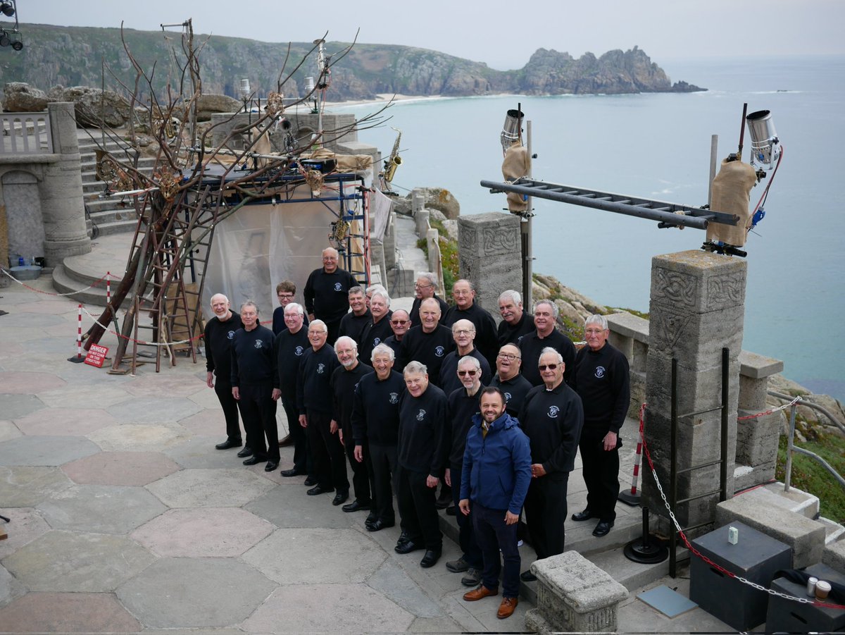 Weybridge_MVC's tweet photo. Sunday morning we were lucky to perform in one of the most incredible venues - The Minack Theatre. Built by one phenomenal woman it is nestled in to the side of the cliff in Cornwall.Thank you @CornishChoral for giving us the wonderful opportunity! 
(Photo Credit: @dormouse_lady) https://t.co/1m4rTCJmuK