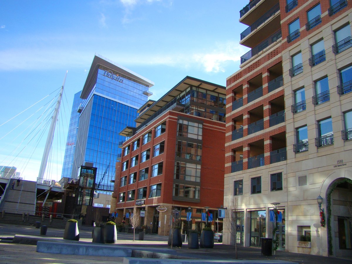 marksamuelson's tweet image. As we come out of the pandemic, Denver's office and retail markets are lagging behind the hot residential market. Brokers say the WFH phenom has kept office vacancy rates high, while retail shows more luster. Read my story today at DenverGazette.com
