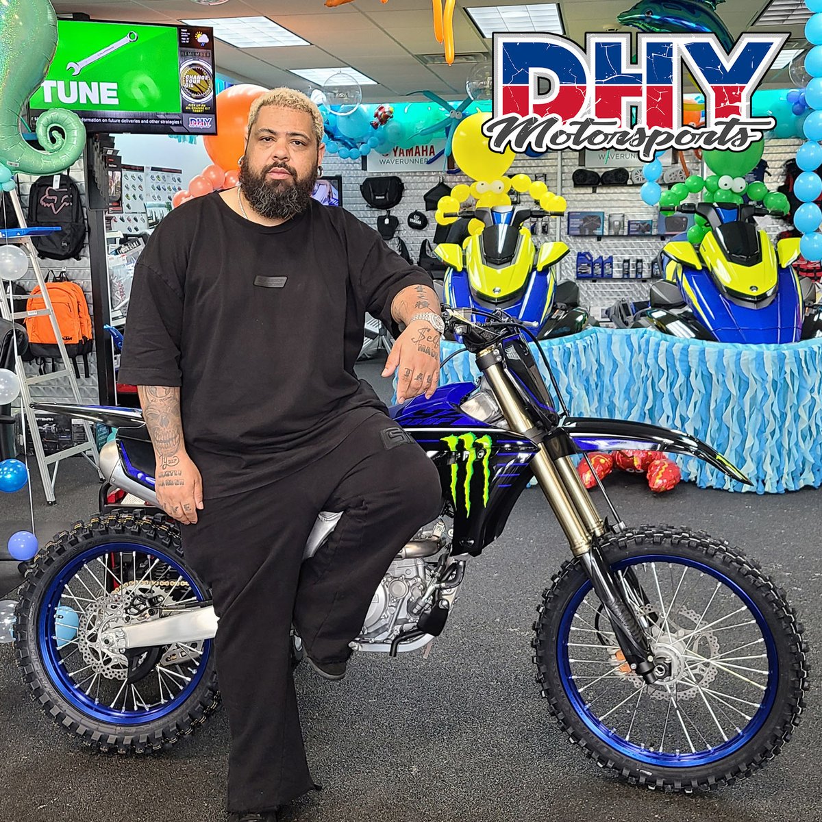 DHYNJ's tweet photo. Congratulations to Sheron on his 2022 #Yamaha #YZ450F #MonsterEdition. This bike has the look of a full factory ride. Thanks for making #DHYMotorsports your dealership. #ClicktoHelpMeWinaGiftCard #mynewride
Sales Rep: Bill Funck | Bill@dhy.com https://t.co/vz6Ayu3yDv