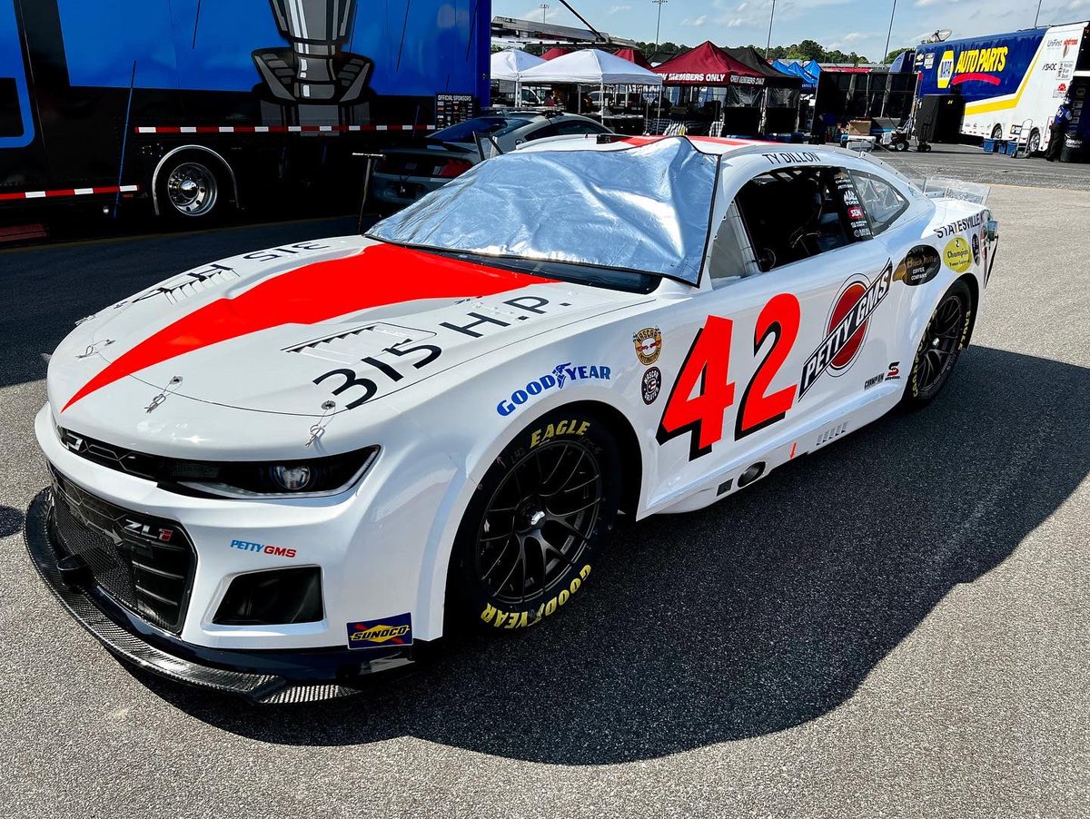 Reminiscent of the look that Lee Petty drove to win the first DAYTONA 500 in 1959, <a href="/tydillon/">Ty Dillon</a> is riding in some serious style at <a href="/TooToughToTame/">Darlington Raceway</a> 👌