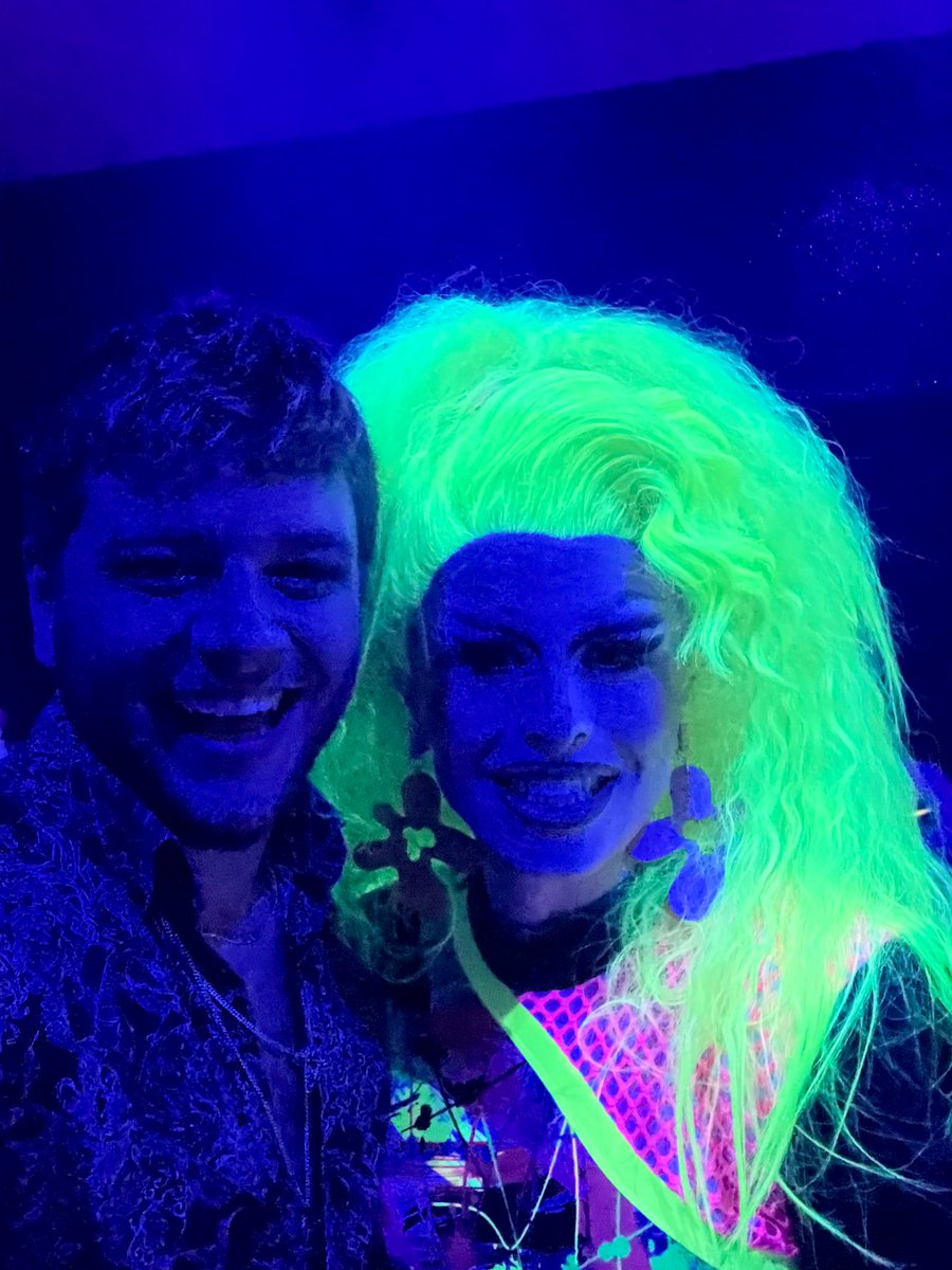 matthunt96's tweet photo. @BluHydrangea_ what a night 🥵 https://t.co/RYA4E8ZokR