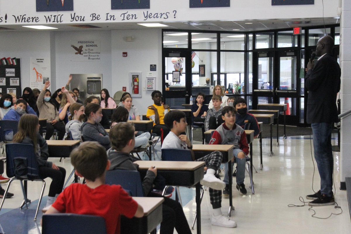 FrederickCCSD46's tweet photo. Shout out to Gabriel But for speaking to our fifth graders today #LongWalkToWater #LostBoys @WaterforSoSudan @LindaSuePark The students loved it! https://t.co/I16npIIE7N
