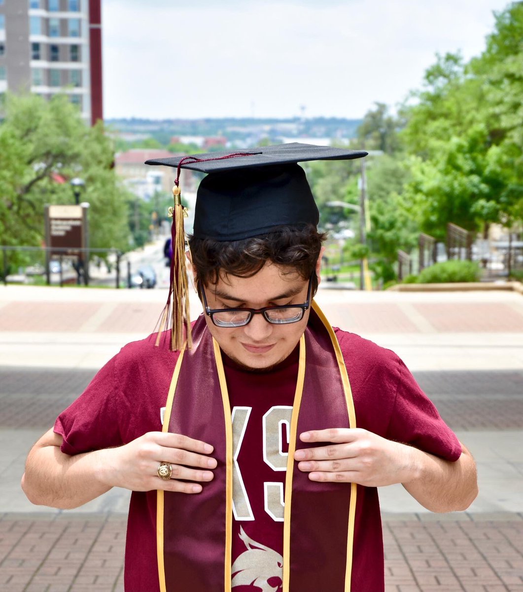 doubleg15_'s tweet photo. This is really about to happen next week. Although I plan to come back to pursue my master’s here, I just wanted to let y’all know that San Marcos and TXST will always hold a special place in my heart ❤️ #txst22 #gobobcats https://t.co/2hUpcuNSdT