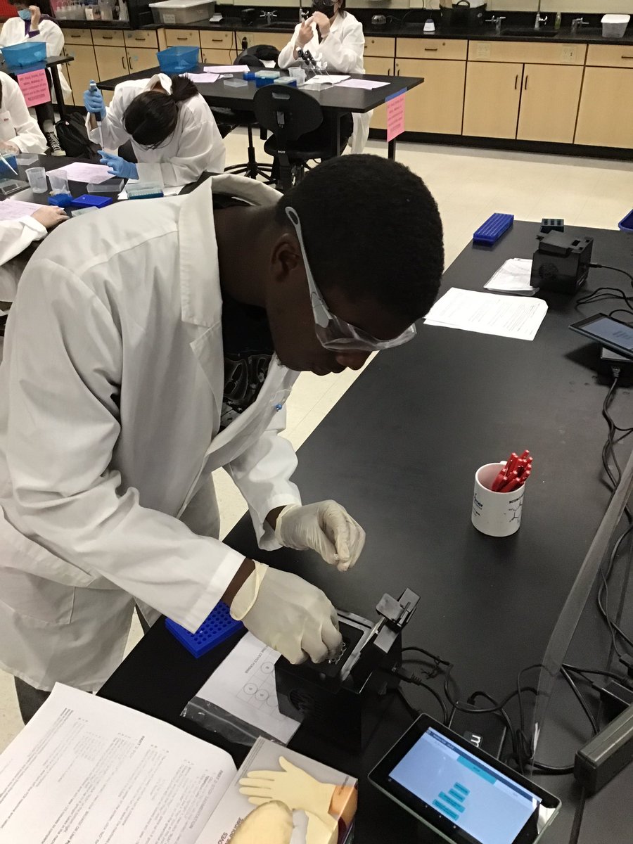 HUGE and amazing week in Alta Loma Biotech!  Students were prepping, cleaning, &amp; sequencing DNA library samples to determine the source of a contaminant causing a foodborne illness.  Grateful for the opportunity to do this thanks to Illumina and Biocom, CA. <a href="/illumina/">Illumina</a> @BiocomCA