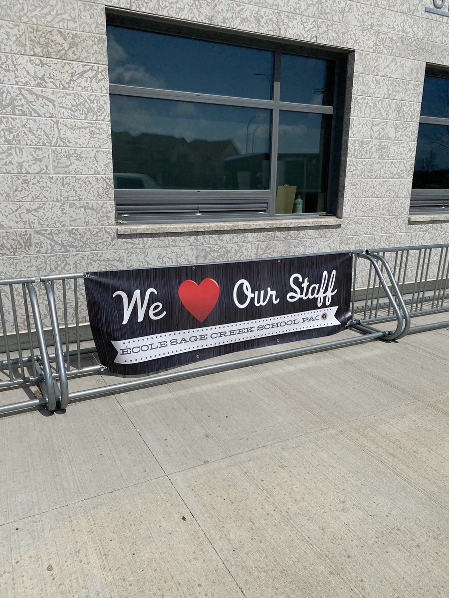 SageCreekPAC's tweet photo. We were so thankful that the weather cooperated for our staff appreciation event today! Thank you to PERK Coffee Bar for coming to treat all the staff during their hard-working PD Day ๐ #SageCreekLRSD #ESCSgenerosity https://t.co/0AgSTwHlnz