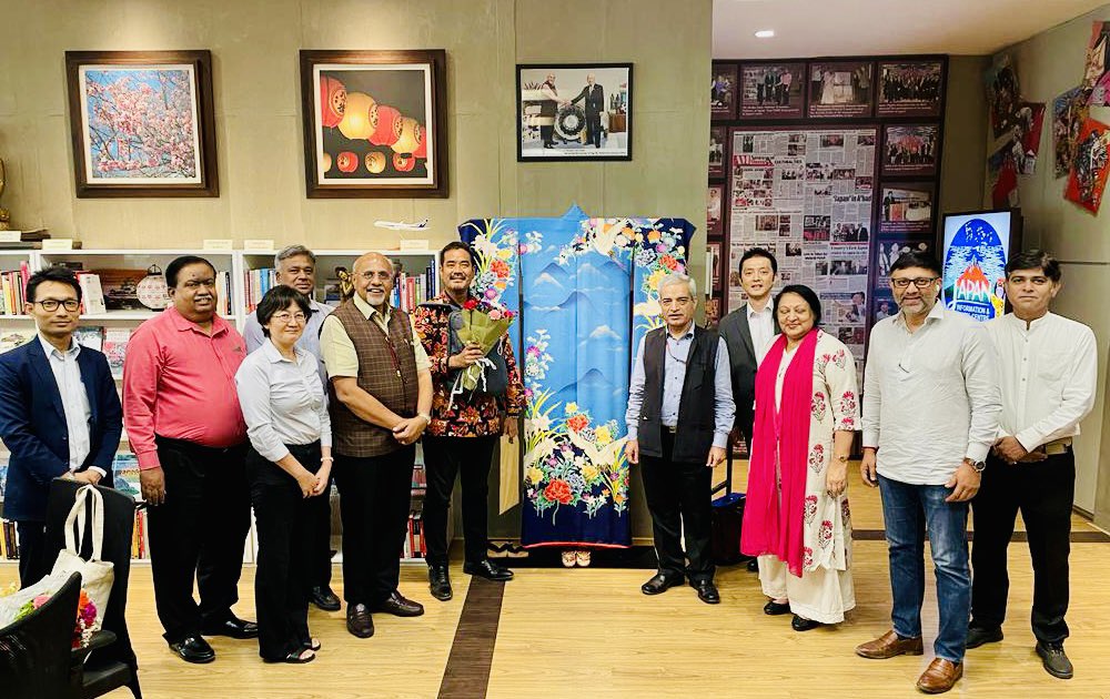 MukeshPatelTax's tweet photo. @JapanCentreAMA Privileged to welcome MEA Japan Advisor Ashok Chawla, Minister Economic Japan Embassy S. Miyamoto &amp; JICA Chief M. Saito on their visit to Ahmedabad. IJFA Office Bearers had meaningful interaction for planning 70th Anniversary Celebration of Diplomatic Relations! https://t.co/XJHmAymvHF