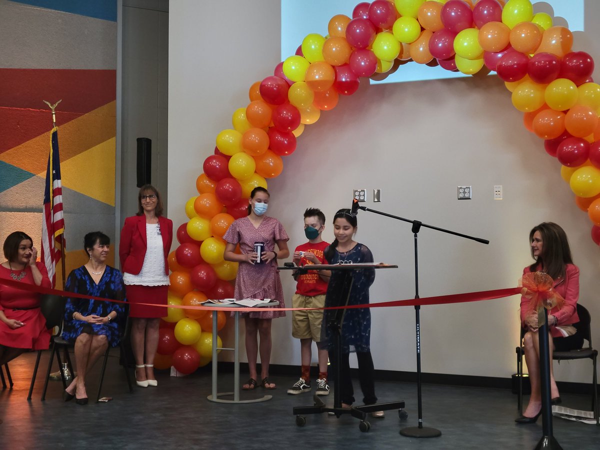 FinanceDv's tweet photo. On this #FinanceFriday seeing voter-authorized bond $$ come to life for @AspireDvusd staff &amp; students at the new @DVUSD Innovation Center located at the district office old warehouse.  Thanks to all who made it happen and brought new life to this space!  #publicschoolsproud https://t.co/p0aLPV7zvZ