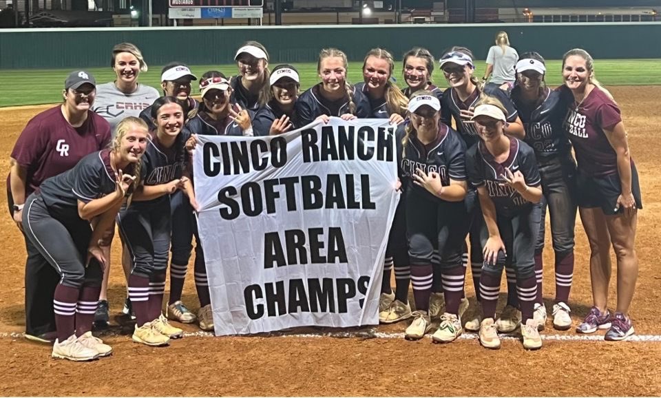 5RanchSoftball's tweet photo. AREA CHAMPS!!!!  Cinco Ranch pulls out a 2-1 win over the Heights!  #WhoIsNext #CPOE #AreaChamps #AnotherWeekOfSoftball https://t.co/dj5hlbZZC7