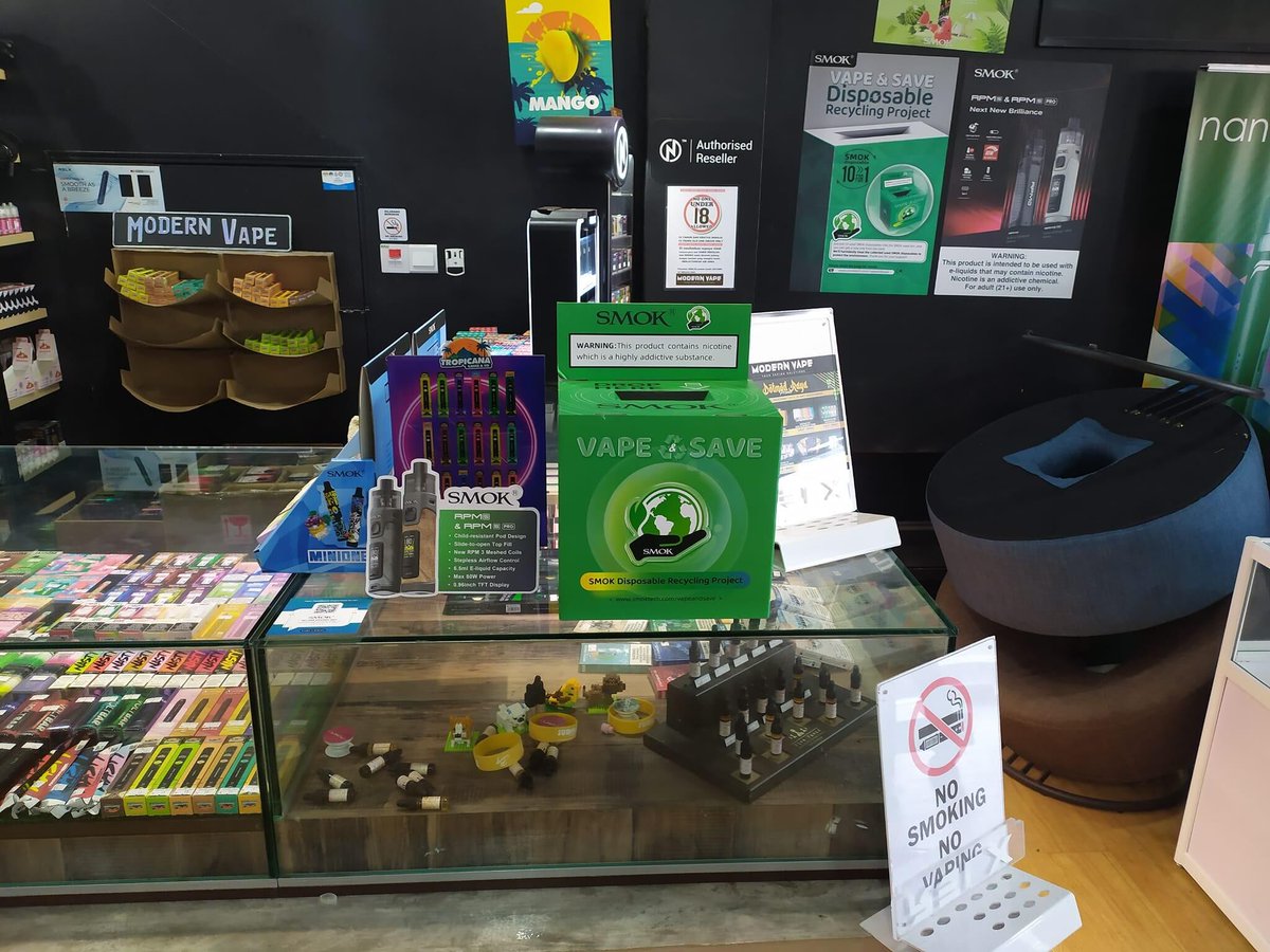 SMOKTECHLOGY's tweet photo. SMOK VAPE & SAVE project goes viral in UK & Malaysia now!!!❤️❤️❤️
❤️Save the earth, save the human! ❤️
#vapeandsave #smok #smoknovobar
https://t.co/L60f7OKIHG https://t.co/q5VKHFLlGv