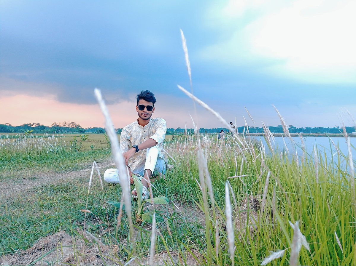 iam_emran's tweet photo. Clouds are the sky’s imagination.☁️ https://t.co/7F5SdiIedQ