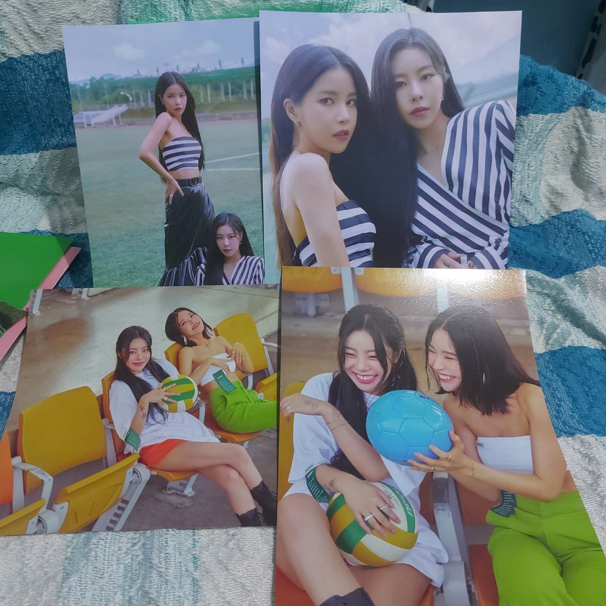 KOneStopPH's tweet photo. #kosph_onhand
☑️mamamoo waw official concert md bench or track
✅poster - ₱50ea
✅postcard - ₱50ea
☑️+lsf
📦mod: j&t, ggx, flash express
💰mop: gcash
❌shopee checkout
❌cod
hwasa solar moonbyul wheein wheesa hwabyul wts lfb ph random photocard pc https://t.co/Nn1lGkDmpR