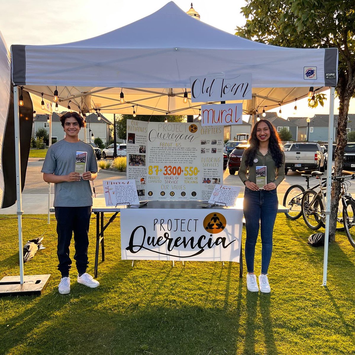 ProjectQuerenc1's tweet photo. Today PQ Coppell took on the Old Town Anniversary Fair where we presented our plan for painting a mural at the Old Town Local Diner and the Summer fair that we are going to have in June! @CityofCoppell 

#pqproud #cisd #coppellilead2022 https://t.co/tDnTOVWSA2