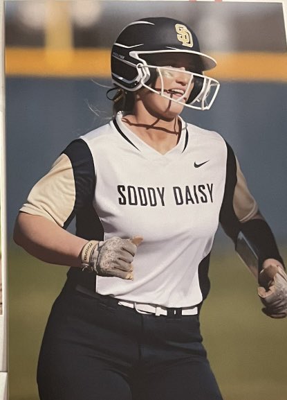tatummassengale's tweet photo. First District Game Was A Win 16-0 in 3 Innings. I Went 2-2 1RBI. Back At It Tomorrow At Noon. @BCLionsSoftball @RitchhartMark @MassengalePete
#mayiswhyweplay #playwithgrit #relentless https://t.co/XWzUqUXxvD