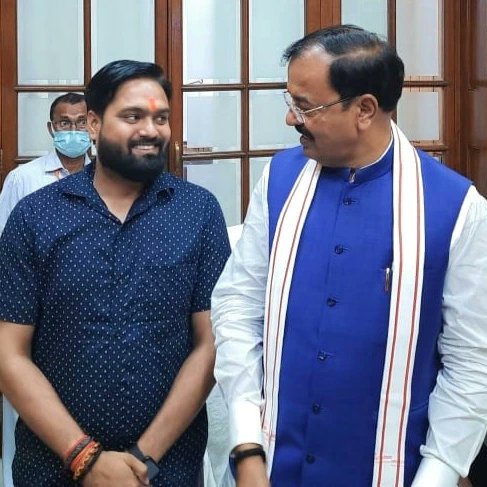 bjp_kaushlendra's tweet photo. उत्तरप्रदेश के यशस्वी उपमुख्यमंत्री, उत्तरप्रदेश भाजपा के पूर्व प्रदेश अध्यक्ष एवं कुशल संगठनकर्ता श्री केशव प्रसाद मौर्य जी को जन्मदिन की हार्दिक बधाई व अनंत शुभकामनाये ।।
@kpmaurya1 https://t.co/7L6DauRxRs