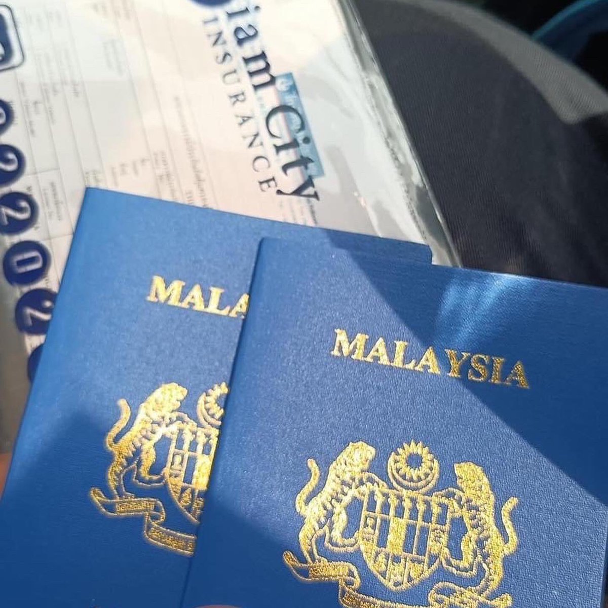 TravelmurahGo's tweet photo. ⚠️ MACAM MANA CARA NAK MASUK THAILAND 2022? *save dulu

Ramai yang PM aku macam mana cara nak masuk Thailand sekarang ni selepas Kerajaan kita dan diorang dah buka pintu sempadan. So sini aku kongsi sikit macam mana cara dia. https://t.co/W2rbg1z3jm