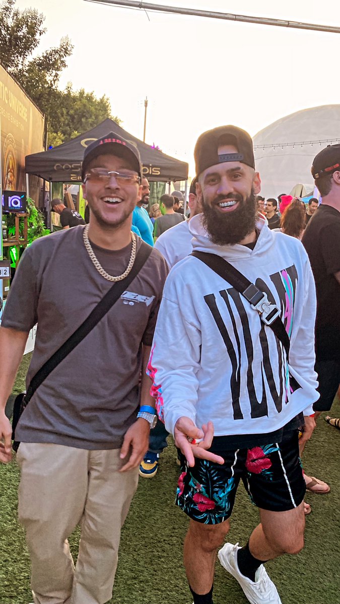 NoKapRips's tweet photo. Just ran into that funny mf😂 https://t.co/AndCKei5WX
