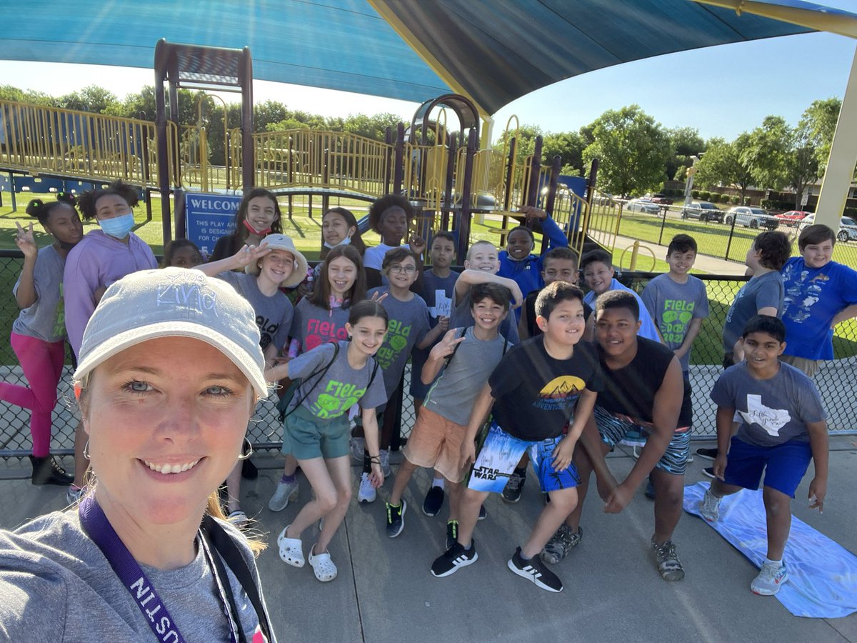 This week we brought back two events that have been missed so much these past few years! We needed this! <a href="/SonntagElem/">Sonntag Elementary</a> #FieldDay #Walktoschool #communitymatters #itsthesmallthings