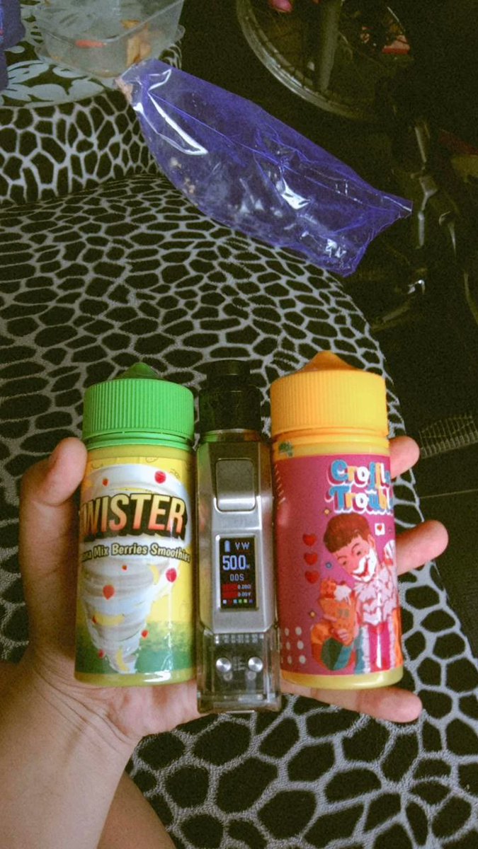 exenthless's tweet image. ayo cangkruk brg rek mwehe